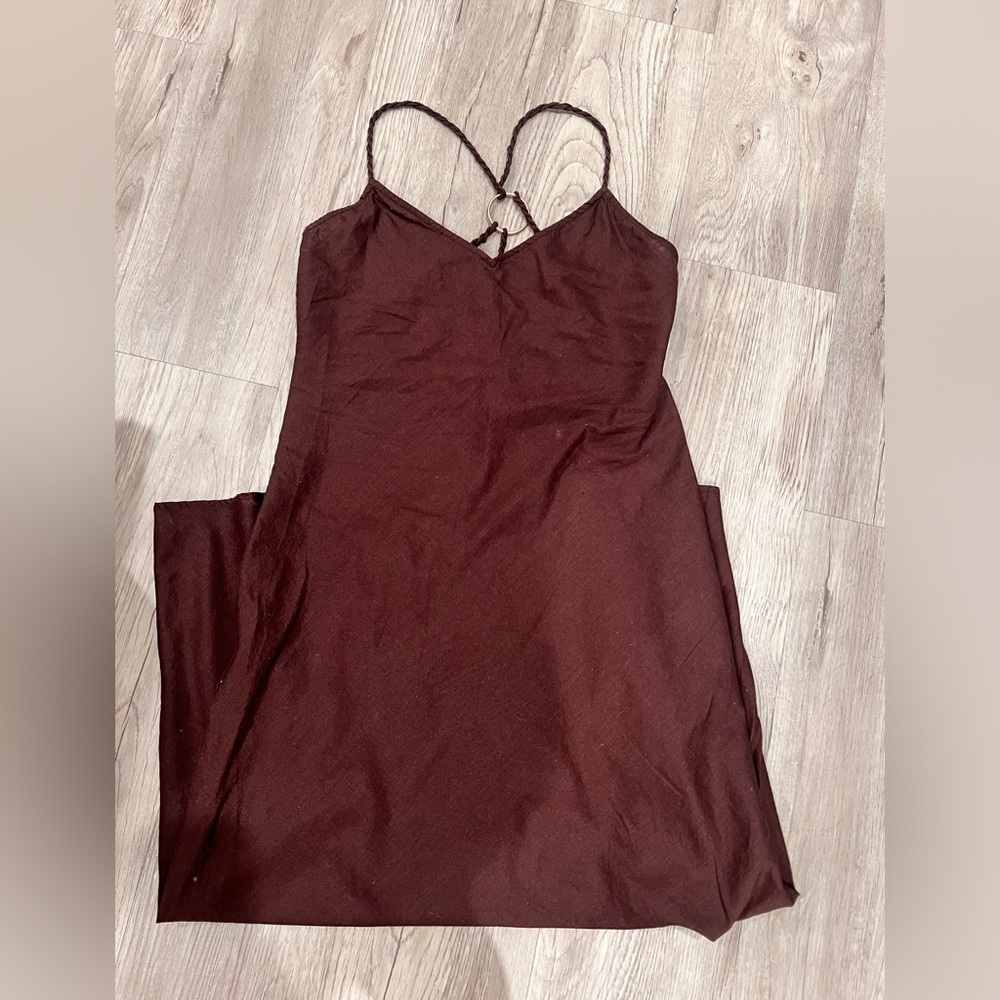 Brown dress